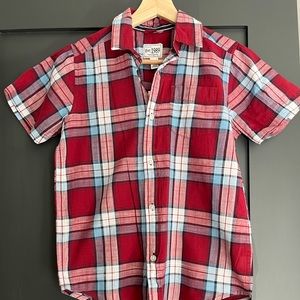 NWT The Children’s Place boys button down size 7/8